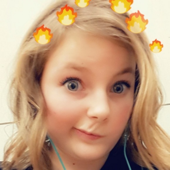 Meet your Posher, Addi - Picture 1 of 1